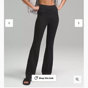 Lululemon Groove Super High Rise Flare, black size 2